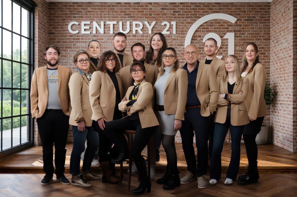 l'équipe de l'agence Faubourg d'Isle