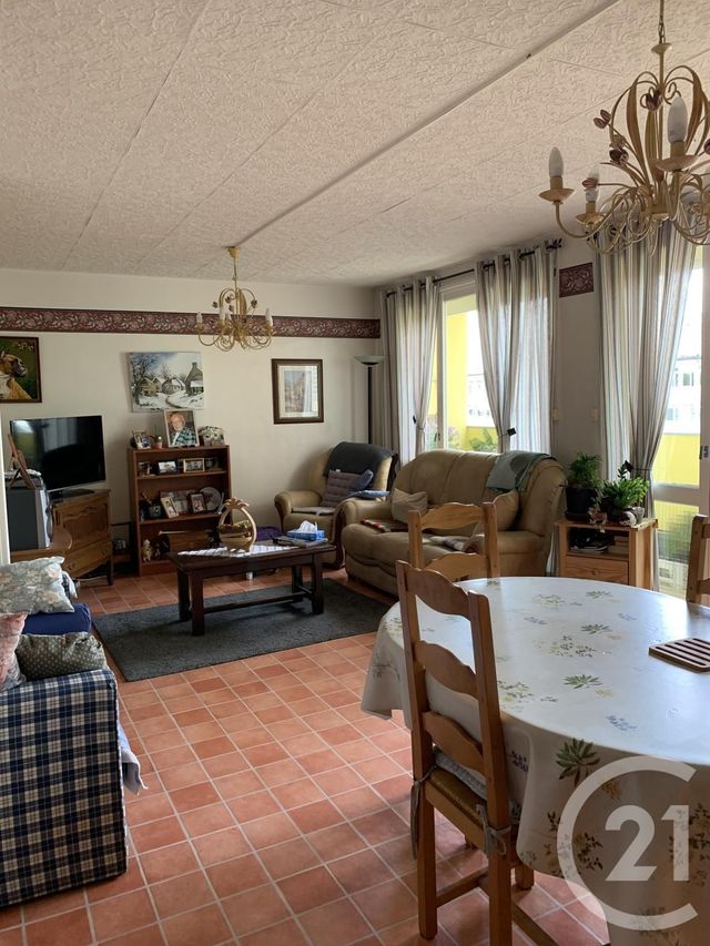 Afficher la photo en grand appartement à vendre - 4 pièces - 70.0 m2 - ST QUENTIN - 02 - PICARDIE - Century 21 Faubourg D'Isle