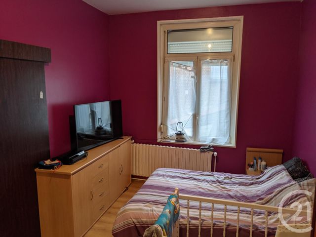 Afficher la photo en grand immeuble à vendre - 160.0 m2 - ST QUENTIN - 02 - PICARDIE - Century 21 Faubourg D'Isle