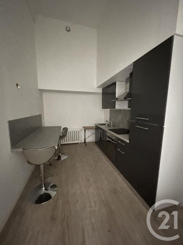 Afficher la photo en grand Appartement F3 à vendre - 4 pièces - 130.0 m2 - ST QUENTIN - 02 - PICARDIE - Century 21 Faubourg D'Isle