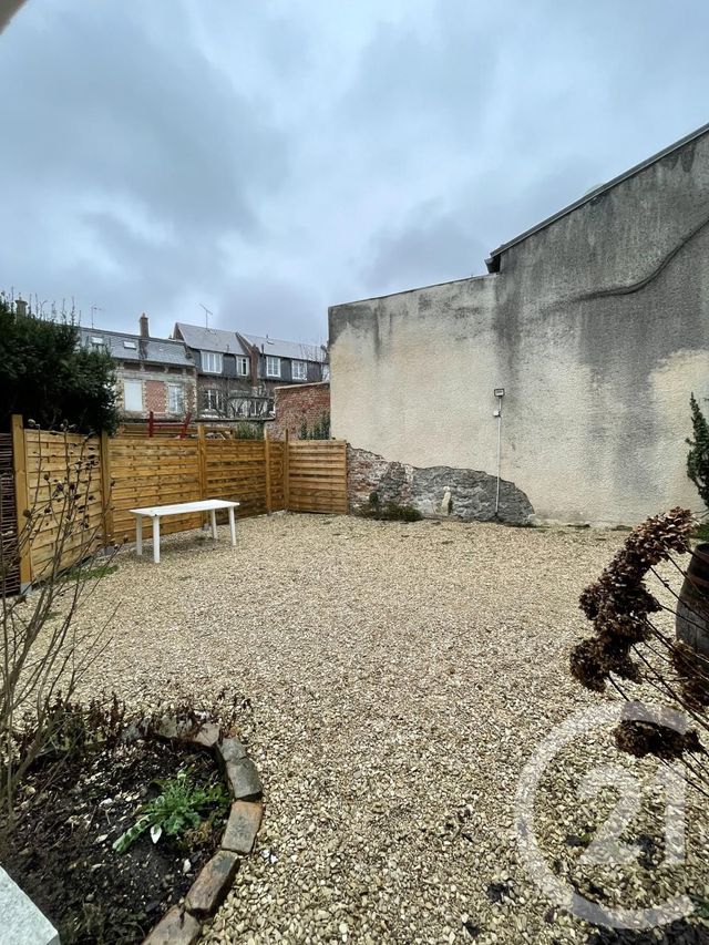 Afficher la photo en grand Appartement F3 à vendre - 4 pièces - 130.0 m2 - ST QUENTIN - 02 - PICARDIE - Century 21 Faubourg D'Isle