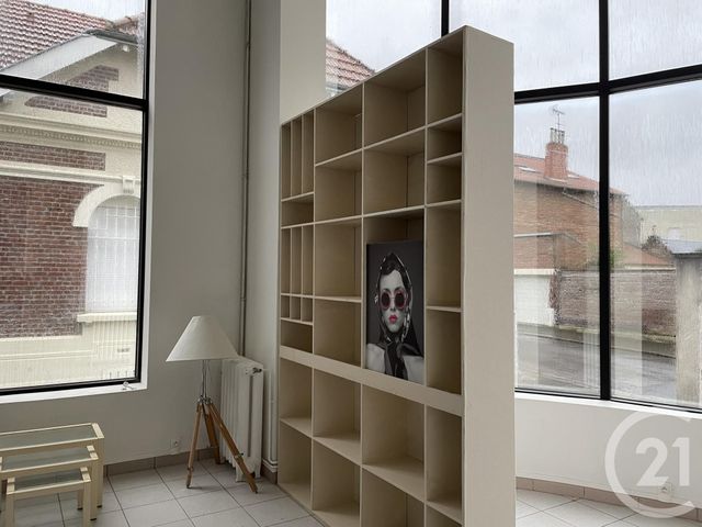 Afficher la photo en grand Appartement F3 à vendre - 4 pièces - 130.0 m2 - ST QUENTIN - 02 - PICARDIE - Century 21 Faubourg D'Isle