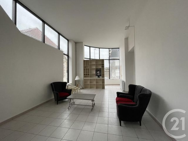 Afficher la photo en grand Appartement F3 à vendre - 4 pièces - 130.0 m2 - ST QUENTIN - 02 - PICARDIE - Century 21 Faubourg D'Isle