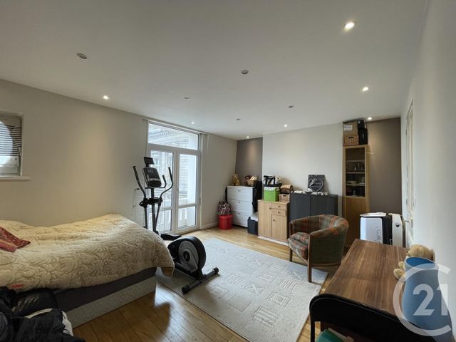 Afficher la photo en grand Appartement Duplex à vendre - 5 pièces - 120.0 m2 - ST QUENTIN - 02 - PICARDIE - Century 21 Faubourg D'Isle