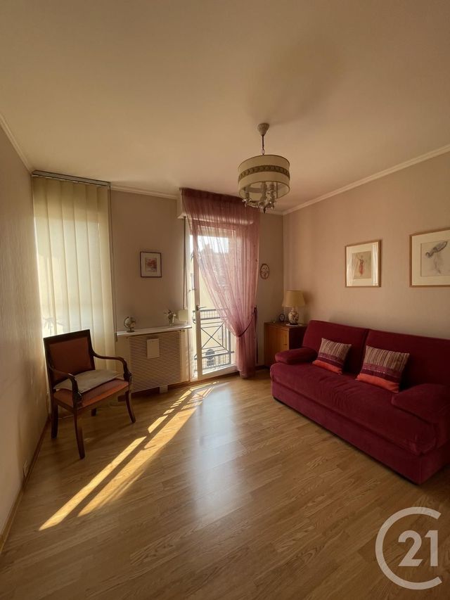 Afficher la photo en grand Appartement F6 à vendre - 6 pièces - 101.0 m2 - ST QUENTIN - 02 - PICARDIE - Century 21 Faubourg D'Isle