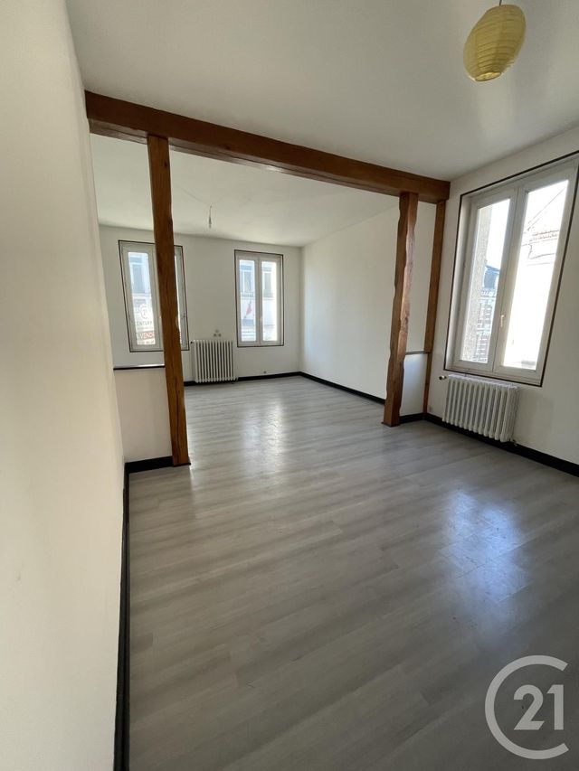 Afficher la photo en grand Appartement F4 à vendre - 4 pièces - 112.0 m2 - ST QUENTIN - 02 - PICARDIE - Century 21 Faubourg D'Isle