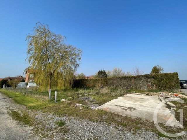 Afficher la photo en grand terrain à vendre - 371.0 m2 - PONTRU - 02 - PICARDIE - Century 21 Faubourg D'Isle