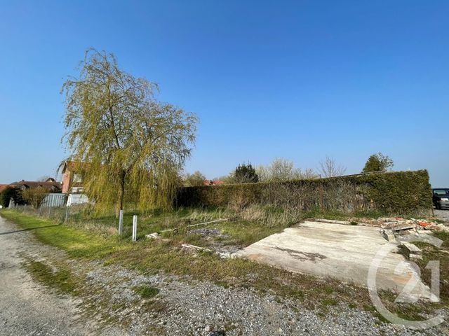 Afficher la photo en grand terrain à vendre - 371.0 m2 - PONTRU - 02 - PICARDIE - Century 21 Faubourg D'Isle