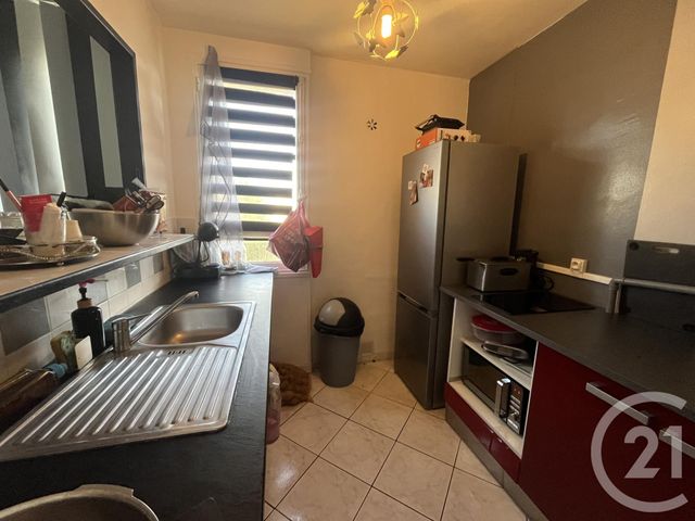 Appartement à vendre - 3 pièces - 55.0 m2 - ST QUENTIN - 02 - PICARDIE - Century 21 Faubourg D'Isle