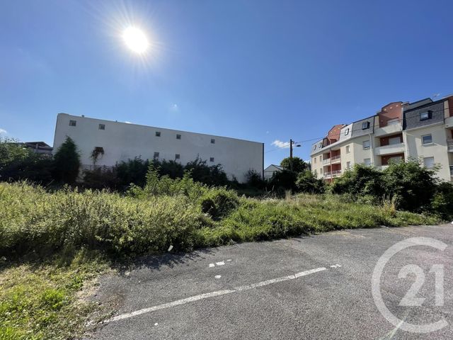 Afficher la photo en grand terrain à vendre - 628.0 m2 - ST QUENTIN - 02 - PICARDIE - Century 21 Faubourg D'Isle