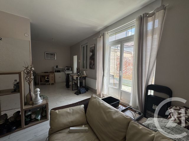 Appartement T2 à louer - 2 pièces - 45.0 m2 - ST QUENTIN - 02 - PICARDIE - Century 21 Faubourg D'Isle