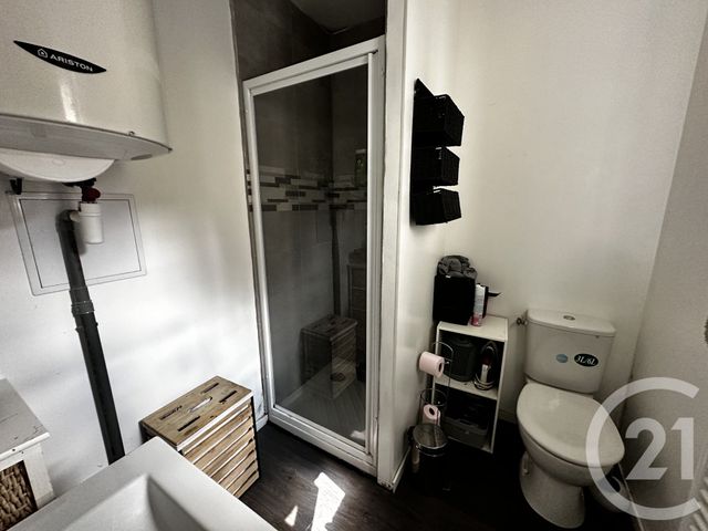Appartement T2 à louer - 2 pièces - 45.0 m2 - ST QUENTIN - 02 - PICARDIE - Century 21 Faubourg D'Isle