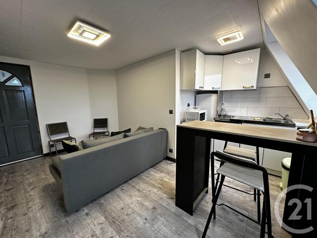Afficher la photo en grand Appartement F2 à louer - 2 pièces - 24.0 m2 - ST QUENTIN - 02 - PICARDIE - Century 21 Faubourg D'Isle