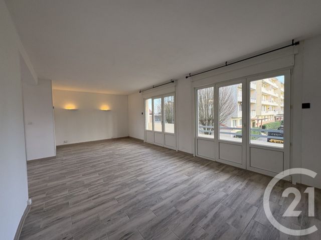 Appartement à vendre - 4 pièces - 93.5 m2 - ST QUENTIN - 02 - PICARDIE - Century 21 Faubourg D'Isle