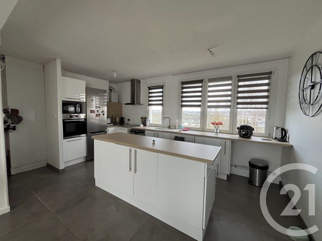 Appartement à vendre - 3 pièces - 65.0 m2 - ST QUENTIN - 02 - PICARDIE - Century 21 Faubourg D'Isle