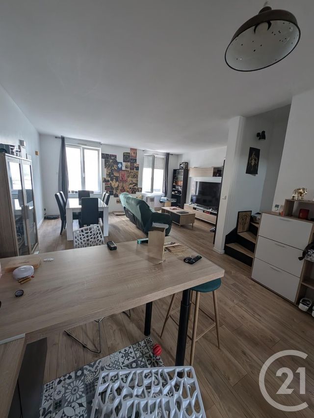 Appartement F3 à louer - 4 pièces - 90.0 m2 - ST QUENTIN - 02 - PICARDIE - Century 21 Faubourg D'Isle