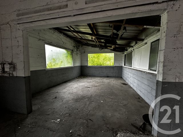 Afficher la photo en grand parking à louer - 350.0 m2 - ROUVROY - 02 - PICARDIE - Century 21 Faubourg D'Isle