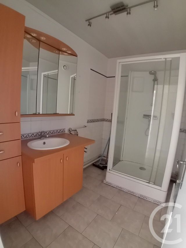 Afficher la photo en grand Appartement F4 à vendre - 5 pièces - 100.1 m2 - ST QUENTIN - 02 - PICARDIE - Century 21 Faubourg D'Isle