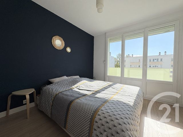 Afficher la photo en grand Appartement T3 à vendre - 3 pièces - 65.32 m2 - ST QUENTIN - 02 - PICARDIE - Century 21 Faubourg D'Isle