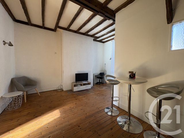 Afficher la photo en grand Appartement F2 à vendre - 2 pièces - 38.67 m2 - ST QUENTIN - 02 - PICARDIE - Century 21 Faubourg D'Isle