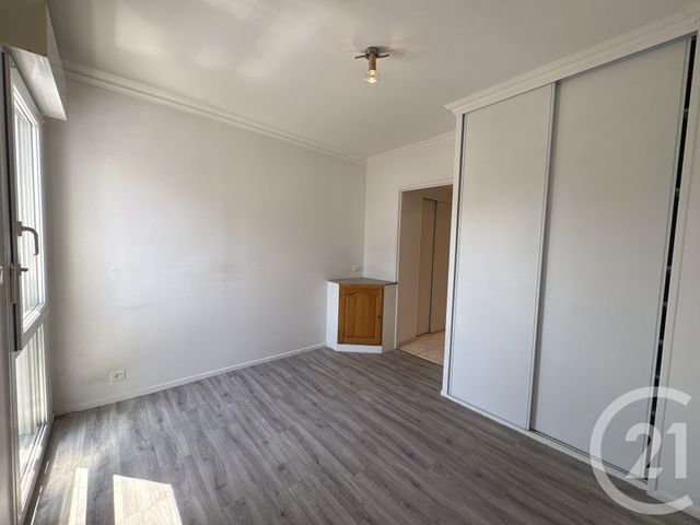 Appartement T3 à louer - 3 pièces - 81.0 m2 - ST QUENTIN - 02 - PICARDIE - Century 21 Faubourg D'Isle