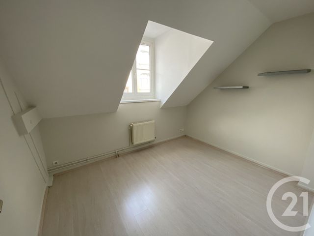 Appartement Duplex à louer - 4 pièces - 99.24 m2 - ST QUENTIN - 02 - PICARDIE - Century 21 Faubourg D'Isle