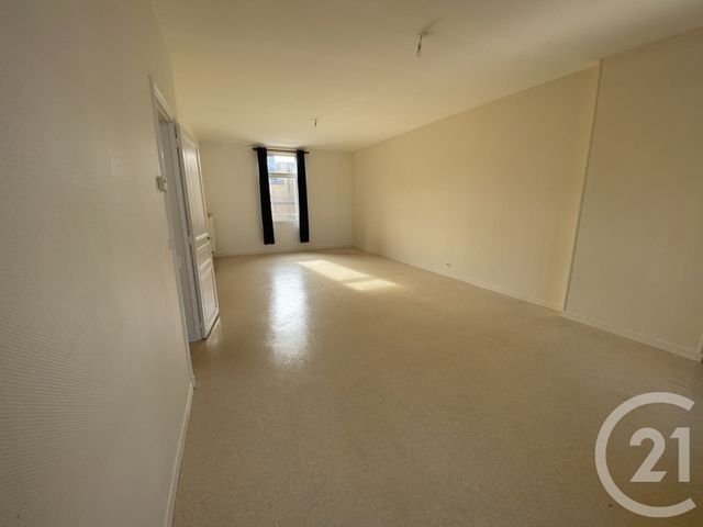 Appartement Duplex à louer - 4 pièces - 99.24 m2 - ST QUENTIN - 02 - PICARDIE - Century 21 Faubourg D'Isle