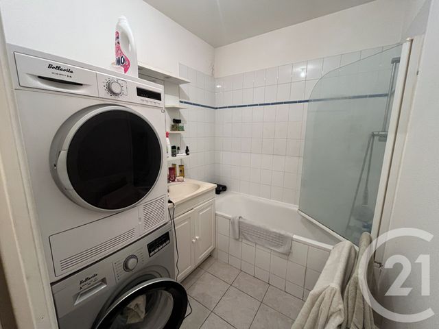 Afficher la photo en grand Appartement T2 à louer - 2 pièces - 50.5 m2 - ST QUENTIN - 02 - PICARDIE - Century 21 Faubourg D'Isle