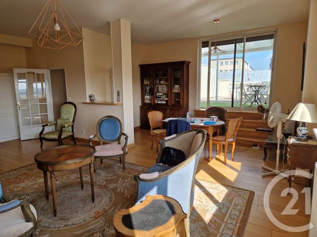 Appartement à vendre - 5 pièces - 120.0 m2 - ST QUENTIN - 02 - PICARDIE - Century 21 Faubourg D'Isle