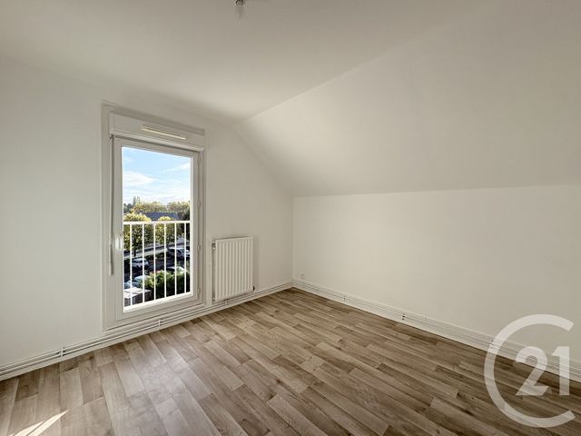 Appartement T3 à louer - 3 pièces - 63.25 m2 - ST QUENTIN - 02 - PICARDIE - Century 21 Faubourg D'Isle