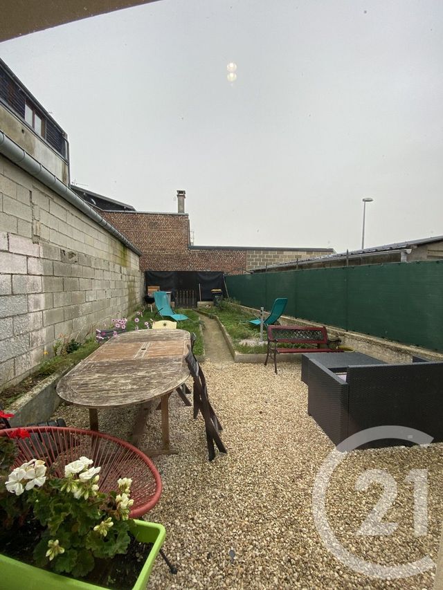 maison à louer - 4 pièces - 82.0 m2 - NEUVILLE ST AMAND - 02 - PICARDIE - Century 21 Faubourg D'Isle