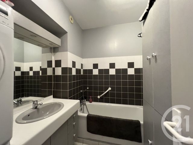 Appartement F4 à vendre - 6 pièces - 101.59 m2 - ST QUENTIN - 02 - PICARDIE - Century 21 Faubourg D'Isle