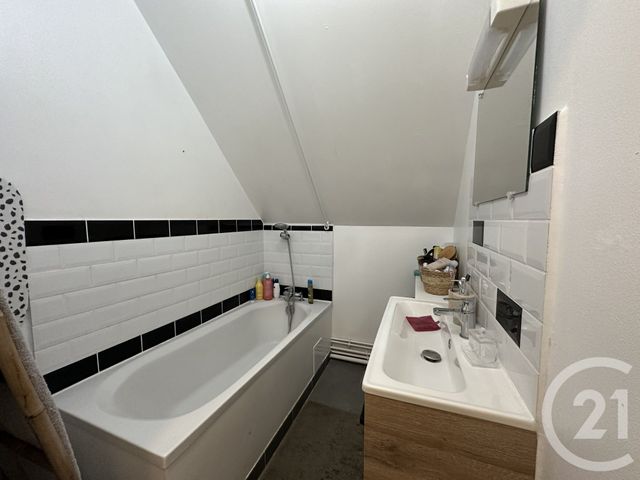 maison à louer - 3 pièces - 45.0 m2 - ST QUENTIN - 02 - PICARDIE - Century 21 Faubourg D'Isle