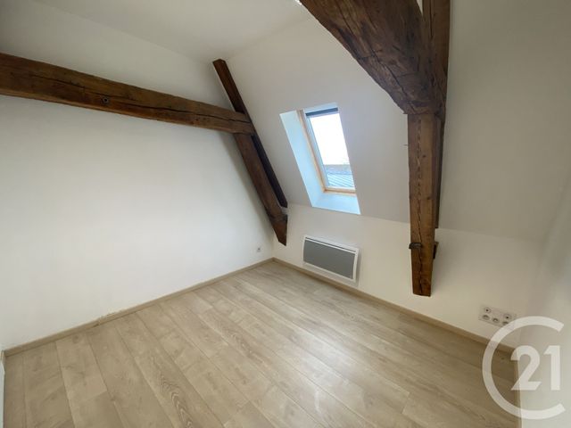 Appartement F3 à louer - 3 pièces - 80.28 m2 - ST QUENTIN - 02 - PICARDIE - Century 21 Faubourg D'Isle