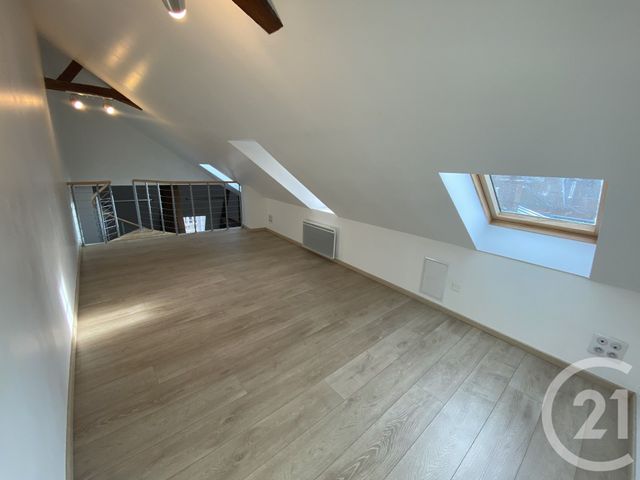 Appartement F3 à louer - 3 pièces - 80.28 m2 - ST QUENTIN - 02 - PICARDIE - Century 21 Faubourg D'Isle