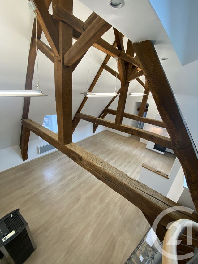 Appartement F3 à louer - 3 pièces - 80.28 m2 - ST QUENTIN - 02 - PICARDIE - Century 21 Faubourg D'Isle