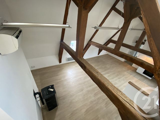 Appartement F3 à louer - 3 pièces - 80.28 m2 - ST QUENTIN - 02 - PICARDIE - Century 21 Faubourg D'Isle