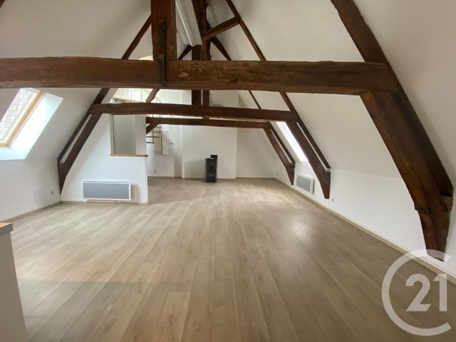 Appartement F3 à louer - 3 pièces - 80.28 m2 - ST QUENTIN - 02 - PICARDIE - Century 21 Faubourg D'Isle