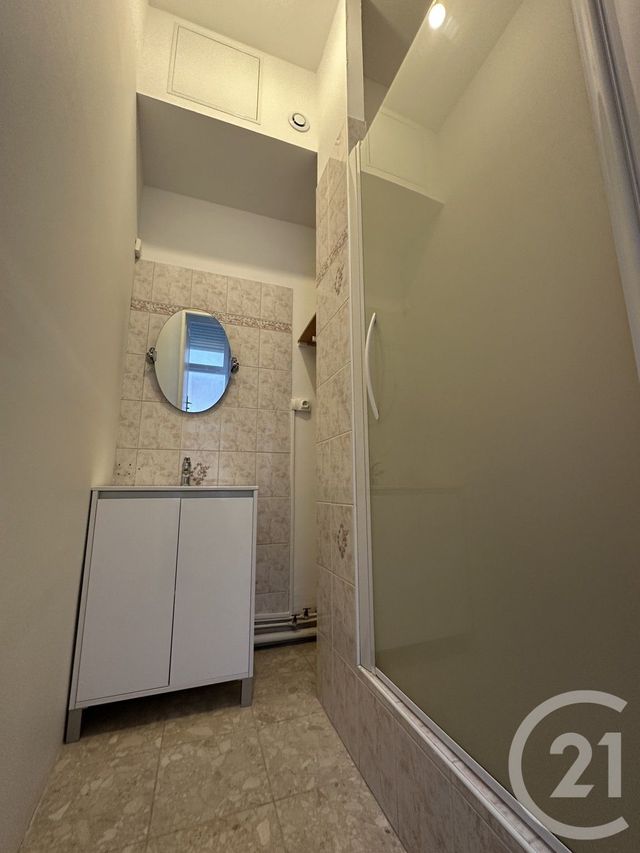 Appartement F1 à louer - 1 pièce - 19.0 m2 - ST QUENTIN - 02 - PICARDIE - Century 21 Faubourg D'Isle