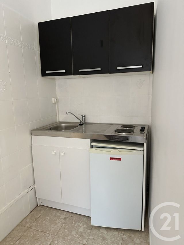 Appartement F1 à louer - 1 pièce - 19.0 m2 - ST QUENTIN - 02 - PICARDIE - Century 21 Faubourg D'Isle
