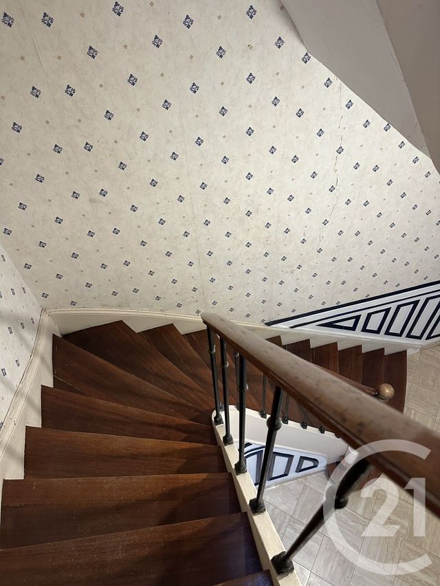 Appartement F1 à louer - 1 pièce - 19.0 m2 - ST QUENTIN - 02 - PICARDIE - Century 21 Faubourg D'Isle