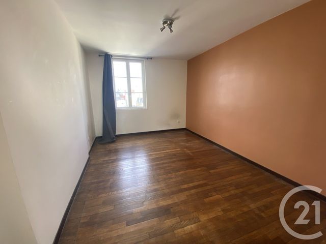 Appartement F5 à louer - 5 pièces - 110.0 m2 - ST QUENTIN - 02 - PICARDIE - Century 21 Faubourg D'Isle