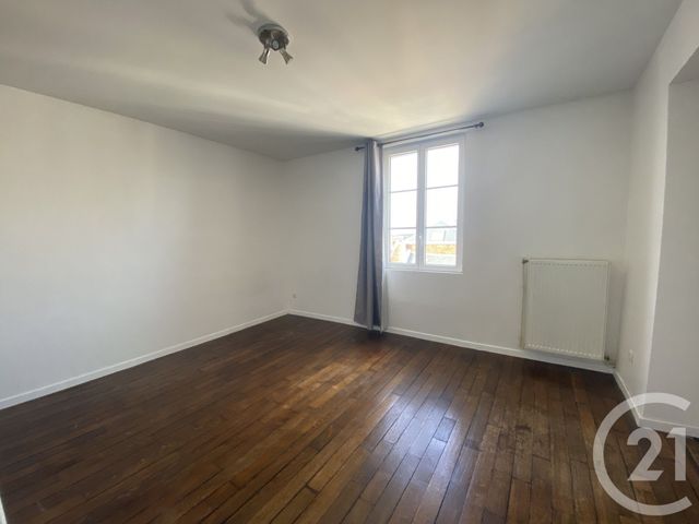 Appartement F5 à louer - 5 pièces - 110.0 m2 - ST QUENTIN - 02 - PICARDIE - Century 21 Faubourg D'Isle