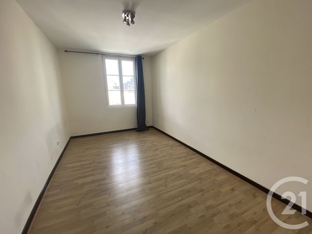 Appartement F5 à louer - 5 pièces - 110.0 m2 - ST QUENTIN - 02 - PICARDIE - Century 21 Faubourg D'Isle