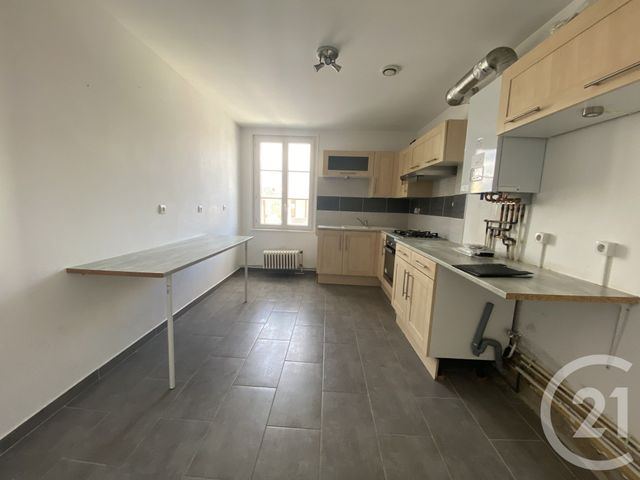 Appartement F5 à louer - 5 pièces - 110.0 m2 - ST QUENTIN - 02 - PICARDIE - Century 21 Faubourg D'Isle