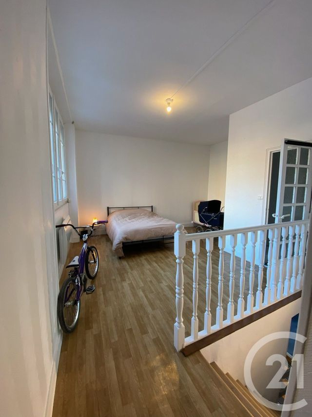 Appartement Duplex à louer - 3 pièces - 77.08 m2 - ST QUENTIN - 02 - PICARDIE - Century 21 Faubourg D'Isle