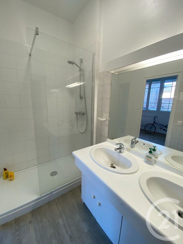 Appartement Duplex à louer - 3 pièces - 77.08 m2 - ST QUENTIN - 02 - PICARDIE - Century 21 Faubourg D'Isle