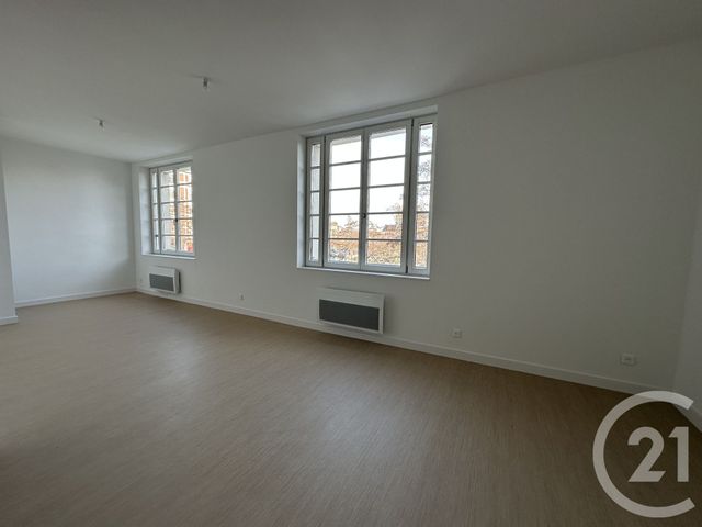 Appartement Duplex à louer - 6 pièces - 115.0 m2 - ST QUENTIN - 02 - PICARDIE - Century 21 Faubourg D'Isle
