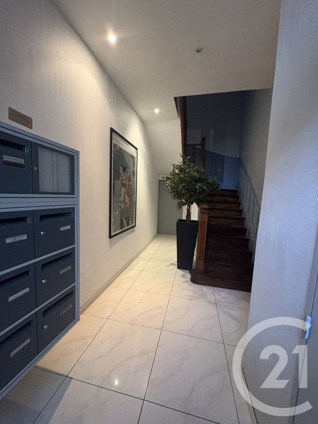 Appartement Studio à louer - 1 pièce - 26.79 m2 - ST QUENTIN - 02 - PICARDIE - Century 21 Faubourg D'Isle