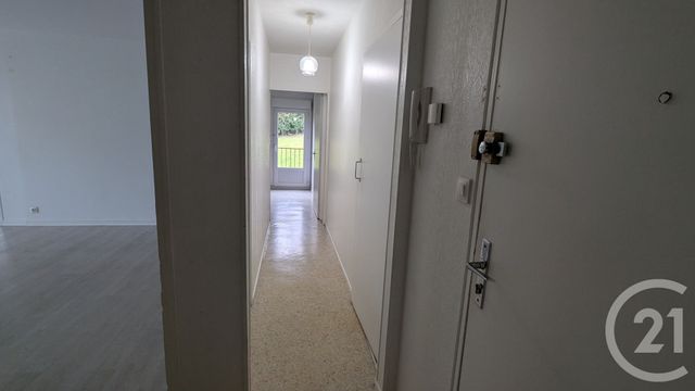 Appartement F3 à louer - 3 pièces - 67.48 m2 - ST QUENTIN - 02 - PICARDIE - Century 21 Faubourg D'Isle